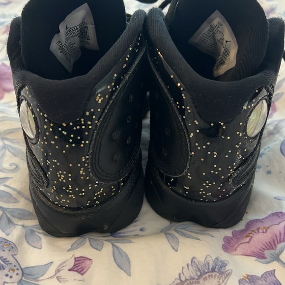 Girls Black and Gold Sparkle Basketball Shoes - Picture 5 of 5